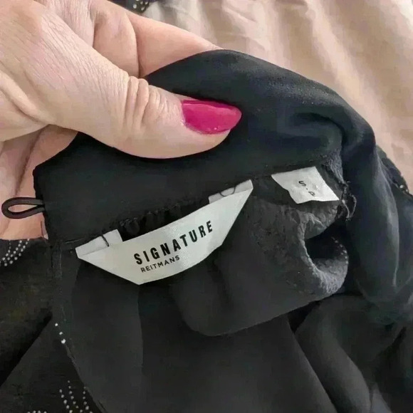 Reitmans signature dress size small black dress with long sleeves keyhole neck - Picture 10 of 11